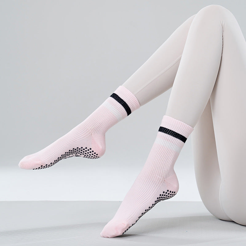 Non-Slip Yoga Socks for Women, Striped Grip Pilates Socks, Breathable Cotton Athletic Socks for Barre, Dance & Home Workouts