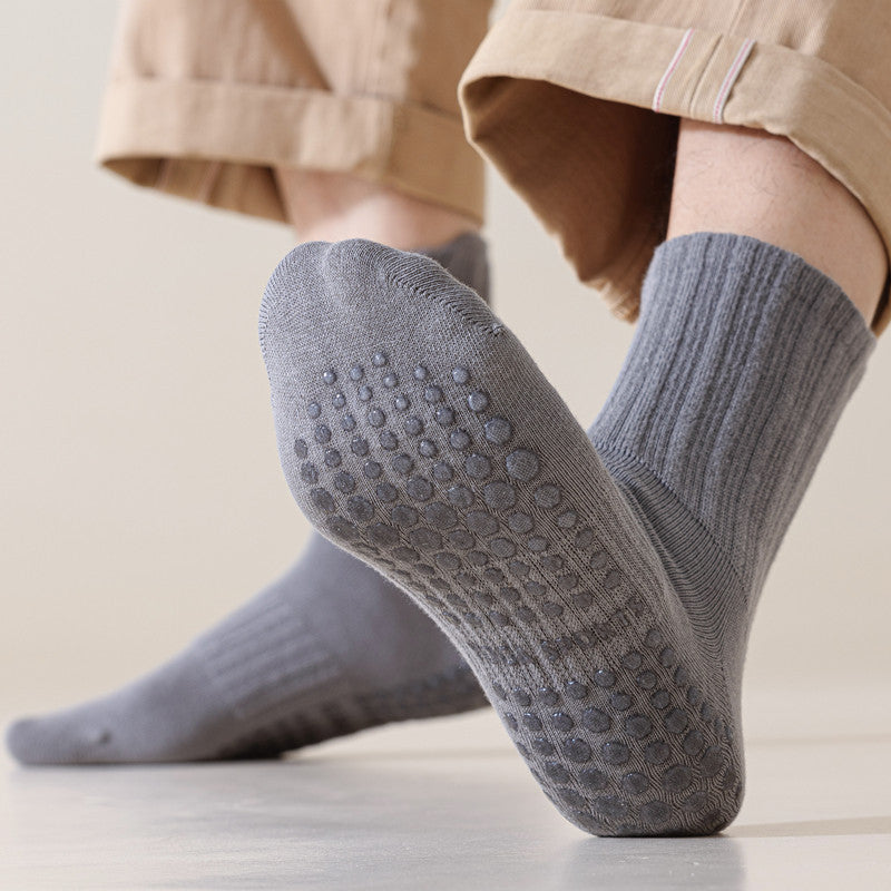 Men's Non-Slip Yoga Socks, Mid-Calf Cotton Grip Socks for Pilates, Fitness, Running & Indoor Workouts