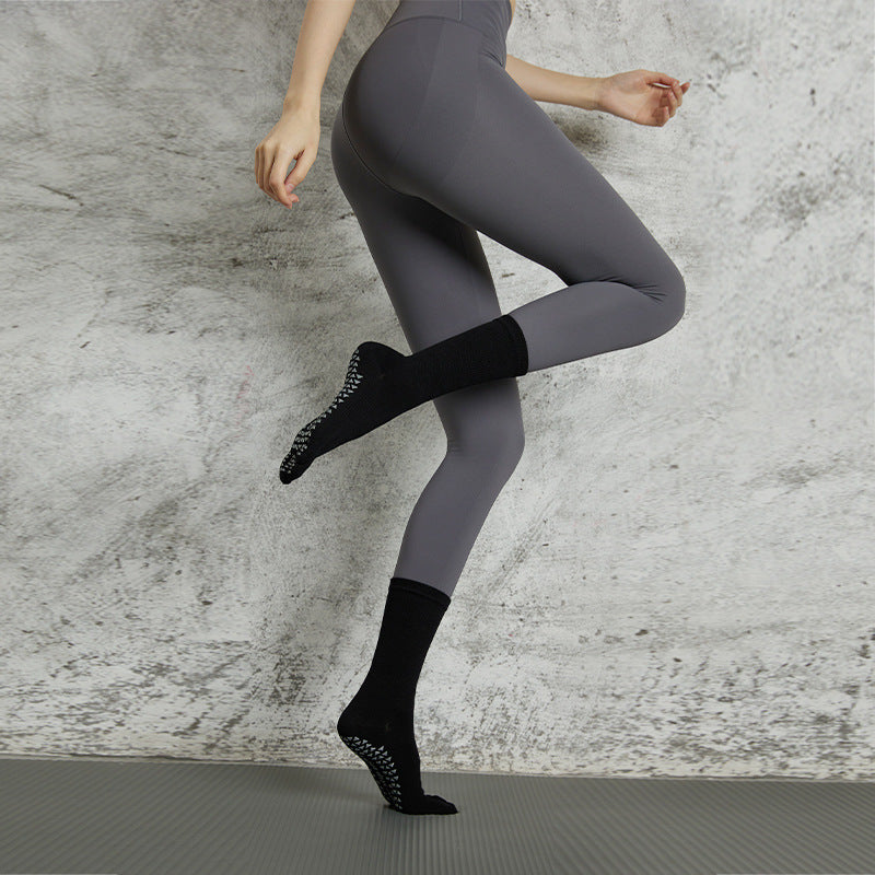 Professional Five-Finger Yoga Socks | Mid-Tube Anti-Slip Pilates & Fitness Socks