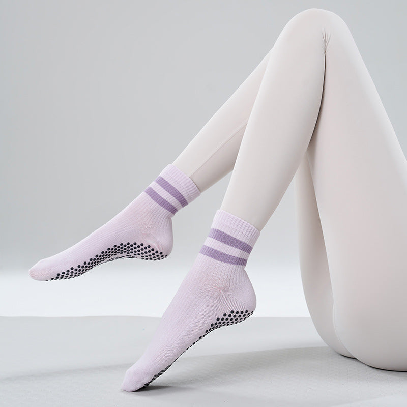 Non-Slip Yoga Socks for Women, Striped Grip Pilates Socks, Breathable Cotton Athletic Socks for Barre, Dance & Home Workouts