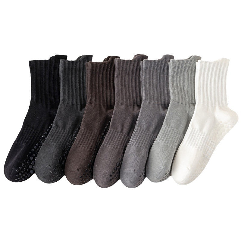 Men's Non-Slip Yoga Socks, Mid-Calf Cotton Grip Socks for Pilates, Fitness, Running & Indoor Workouts